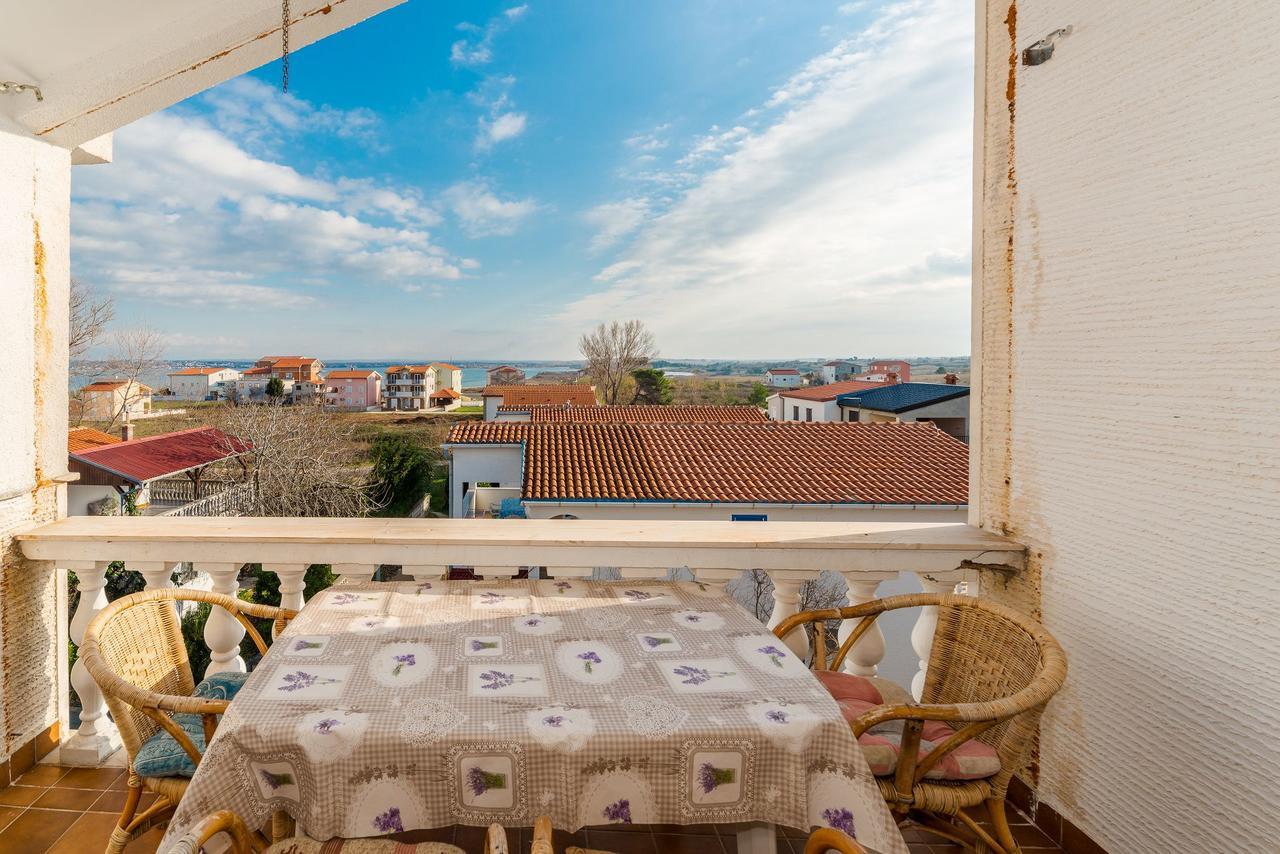 Apartments Ivica - With Parking Nin Exterior foto
